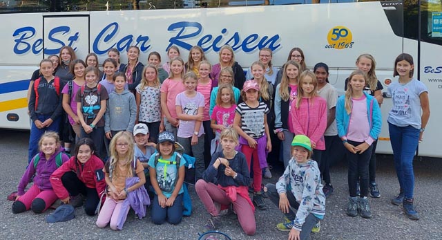 Gruppenfoto nach einem tollen Ausflug in den Kletterpark. Foto: zVg 