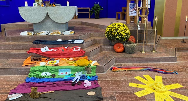 Bunte Dekoration der Schüler. Foto: zVg