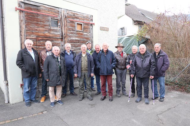 Die Senioren des Tennisclubs Rheinfelden unternahmen eine Wanderung nach Buus. Foto: zVg