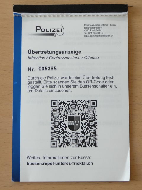 Seit letztem Mai in Einsatz: Busse mit QR-Code. Foto: Jörg Wägli
