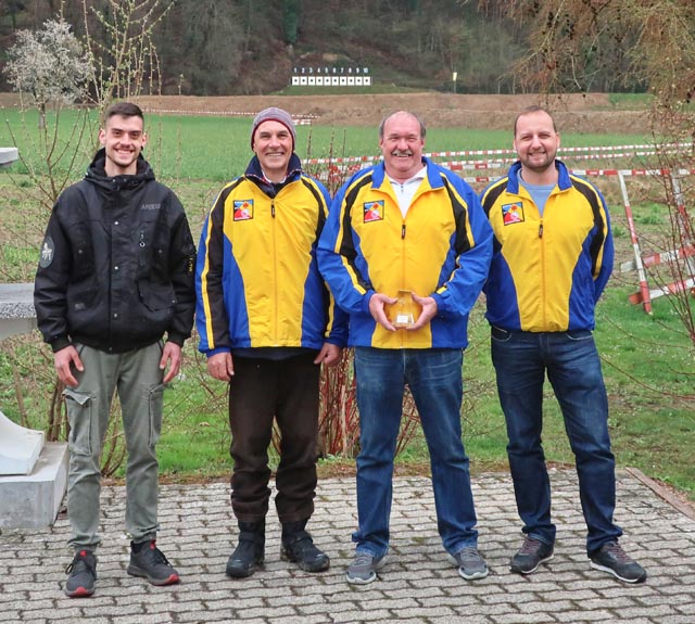 Bild (von links): Robin Zöllner, Jean-Luc Humblet, Beat Heiniger und Tobias Zumsteg. Foto: zVg