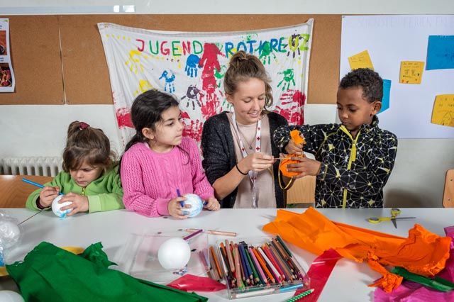 Das Aargauer Jugendrotkreuz setzt sich mit verschiedenen Aktivitäten für die Förderung und Integration benachteiligter Kinder und junger Erwachsener ein. Foto: SRK, Remo Nägeli