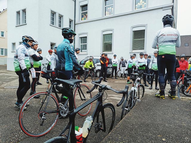 Daniel Schneider begrüsst alle Radsportler. Foto: zVg