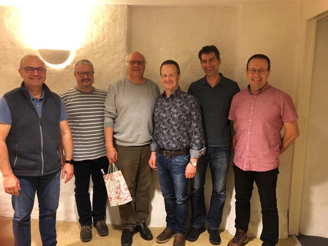 (von links) Christoph Egloff (Aktuar), Sandro Vezzani (Präsident), Heinz Schmid (bisheriger Kassier), Mauro Vezzani (Vizepräsident), Christoph Kull (neuer Kassier), Massimo Vezzani (Technischer Leiter). Foto: zVg