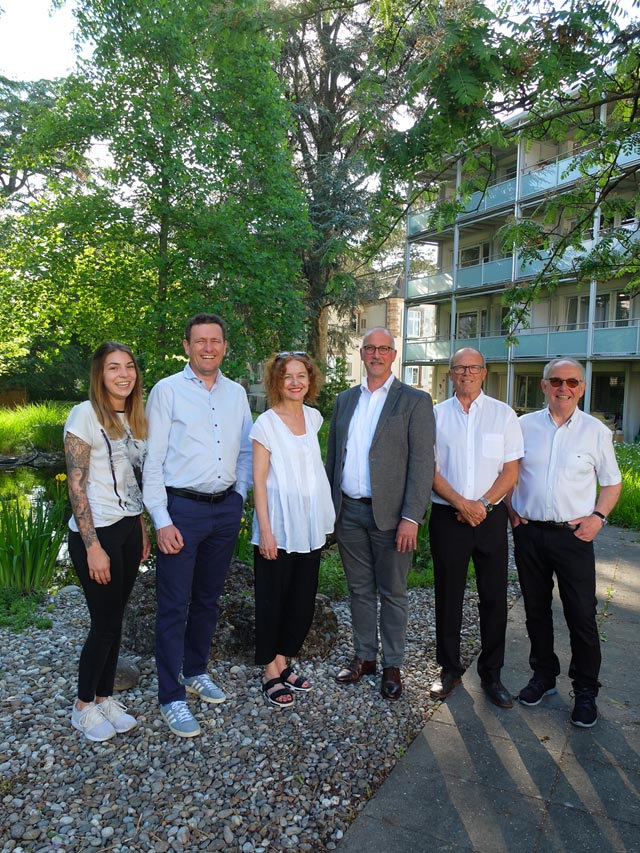 Ramona Strässle, Marco Bertoli, Lindy Bauer, Ioannis Coulaxides, Robi Hartmeier, Jörg Fellmann (v.l.) Foto: zVg