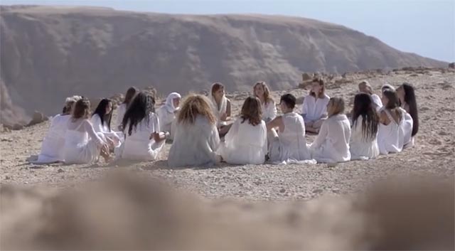 Foto aus dem offiziellen YouTube-Video von Yael Deckelbaum „Prayer of the Moters" Foto: zVg
