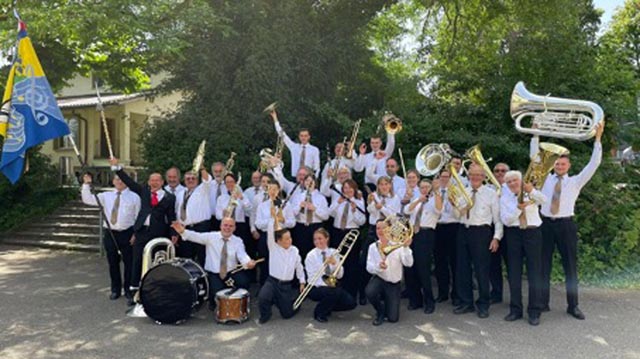 Die MG Zeiningen genoss den heissen Auftritt in Rheinfelden. Foto: zVg