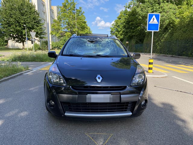 Eine 73-jährige Automobilistin fuhr auf der Zürcherstrasse einen 89-jährigen Mann an. Foto: Polizei AG