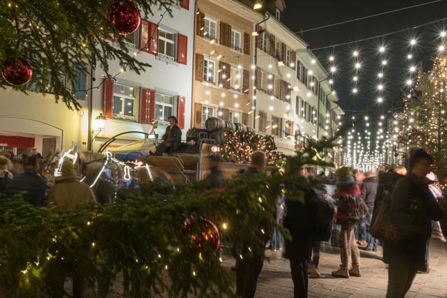 Der Sechsspänner der Brauerei Feldschlösschen kommt am 25. November in die Altstadt. Foto: zVg