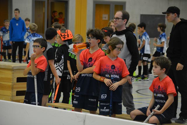 Eine herausragende erste Saisonhälfte spielen die Teams von Unihockey Fricktal. Foto: zVg