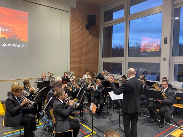  Das beste Beispiel für ein friedliches Miteinander: Die Musikgesellschaft Herznach-Ueken ist seit jeher ein Verein. Foto: Sonja Fasler