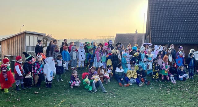 Gruppenbild nach der Tschättermusik. Foto: zVg