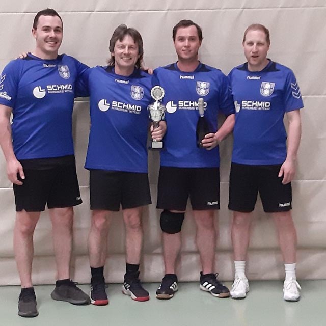 Wittnau 1 wurde unangefochten Wintermeister der Faustballer. Foto: zVg