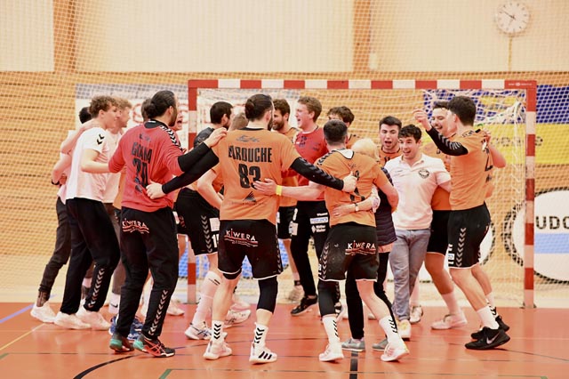 Freude nach dem Derbysieg. Foto: Dani Roth