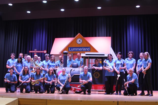 Die Premierenformation der MG Möhlin, die bei jeder Vorstellung mit halber Mannschaft und mit immer anderer Besetzung spielt. Foto: Sonja Fasler