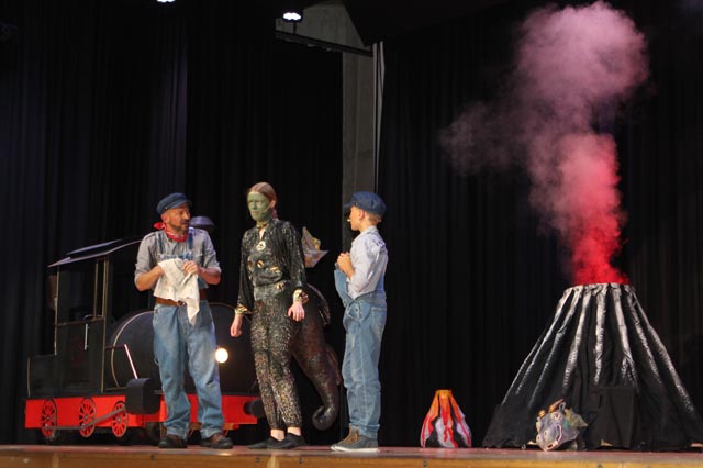 Katrin Keller zeigte eine ganz starke Vorstellung als Nepomuk. Foto: Sonja Fasler