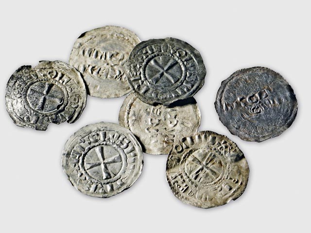 Münzen, entdeckt bei Zeglingen. Foto: Archäologie Baselland