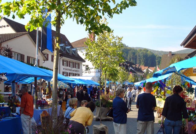 Am Samstag ist wieder Zeiniger Märt. Foto: zVg