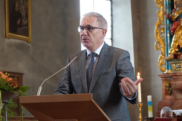 Regierungsrat Alex Hürzeler gratulierte zum 150jährigen Bestehen der christkatholischen Kirchgemeinde Möhlin. Foto: Peter Schütz