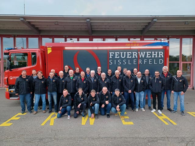 Feuerwehrverein Eiken in neuem Outfit. Foto: zVg 