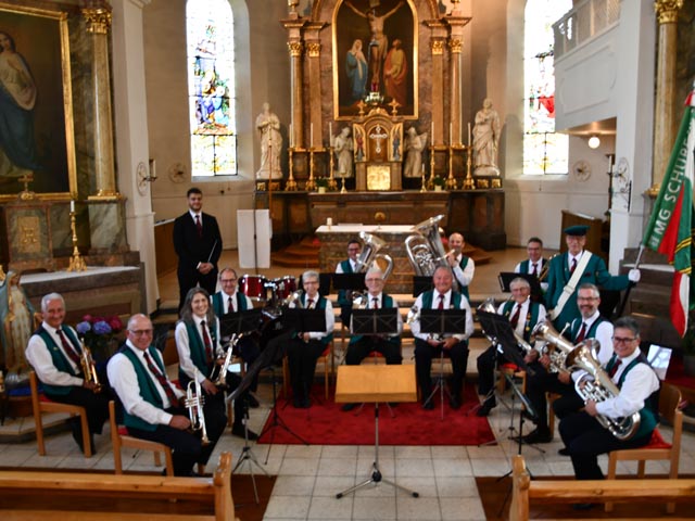 Musikgesellschaft Schupfart in der Kirche St. LeodegarFoto: zVg