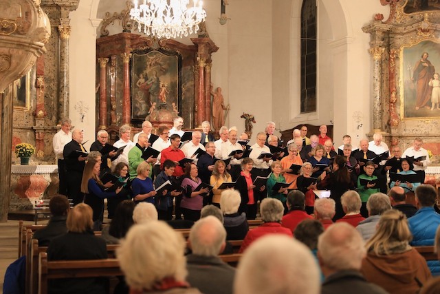 Zeiningen/Obermumpf: Von Mozert bis zum Paradies –  Ein gelungenes Chorkonzert 