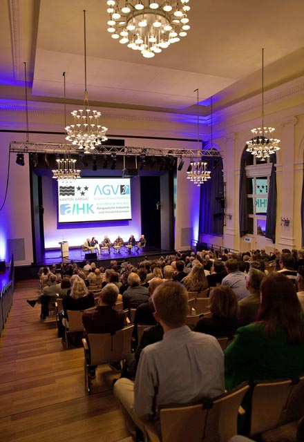 Rund 300 Gäste kamen zum Arbeitgeberforum 2024, das vom AWA mitorganisiert wurde. Foto: zVg