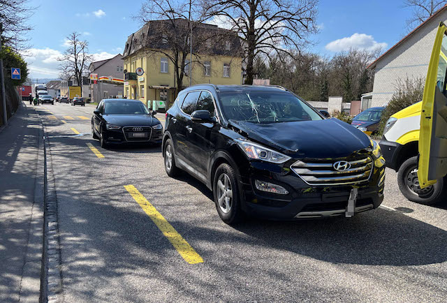 Koblenz: Fussgänger von Auto erfasst