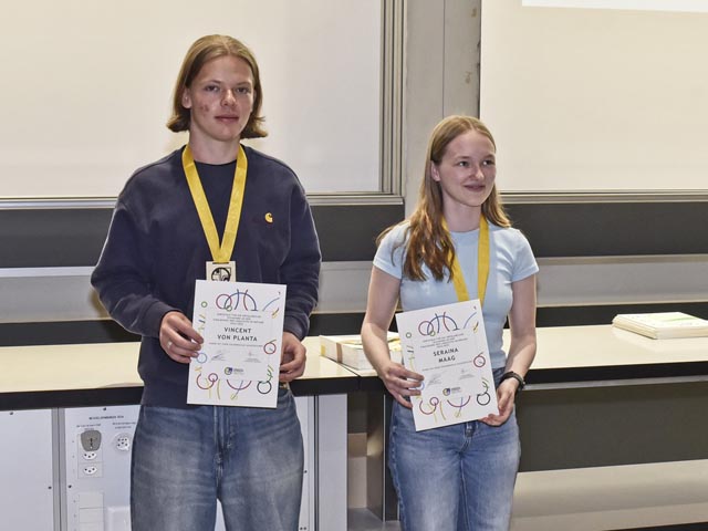 Gold ging unter anderem an Vincent von Planta und Seraina Maag. Foto: Linguistik-Olympiade