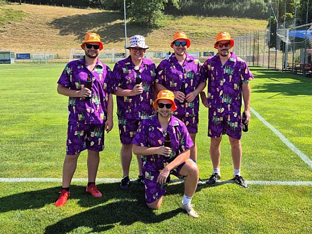 Farbenfrohe Teams waren zu sehen. Hier D’ Gerstegäng. Foto: zVg