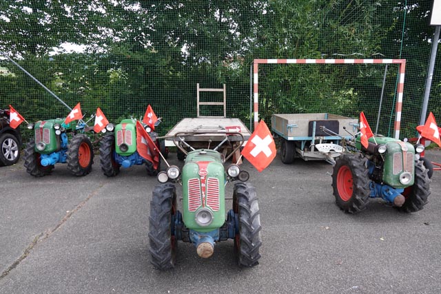 Diese Rapids schmückten den Festplatz in Hottwil. Foto: Peter Schütz