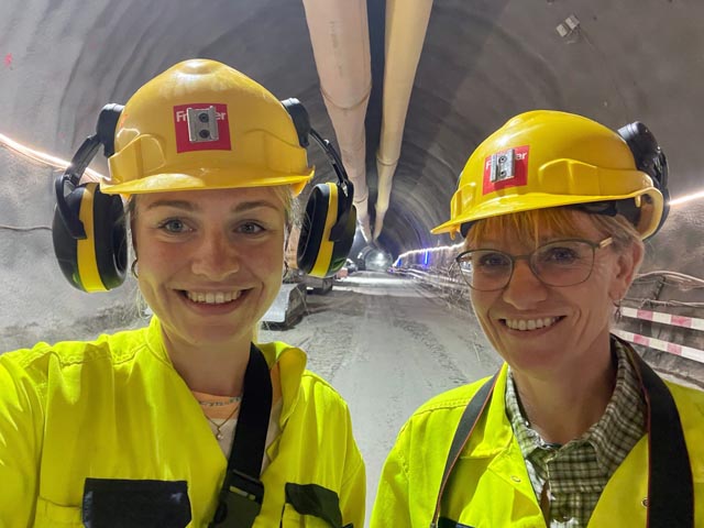 Das fricktal.info-Team war beeindruckt von den gigantischen Ausmassen der Tunnelbaustelle. Foto: Nicole Hübner 