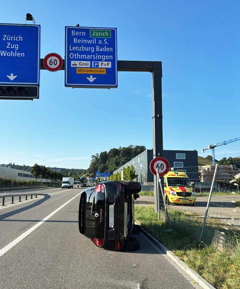 Selbstunfall in Lenzburg. Foto: Polizei Aargau