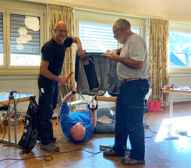 Tüftler in ihrem Element. Foto: zVg