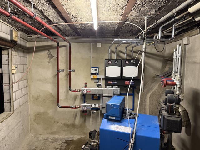 n der Marktgasse wurden ein Oelkessel und zwei Elektroheizungen ersetzt. Foto: Richard Obrist