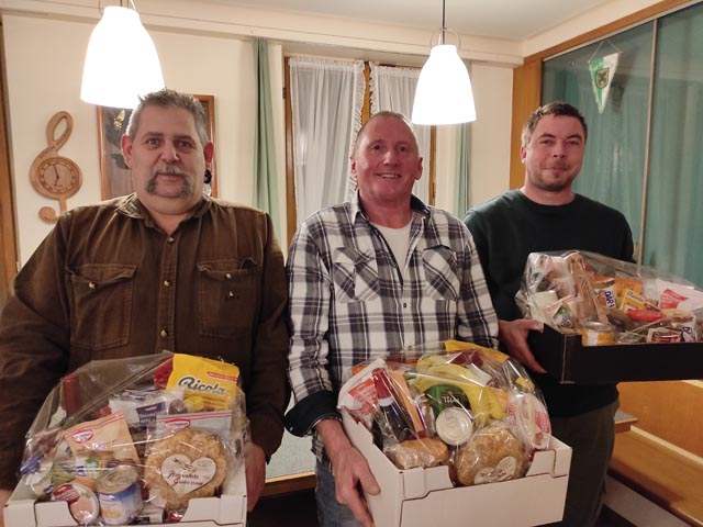 Gewinner Glücksstich (von links) Roman Mäder 2. Rang, Sepp Zumsteg 1. Rang, Martin Weiss 3. Rang