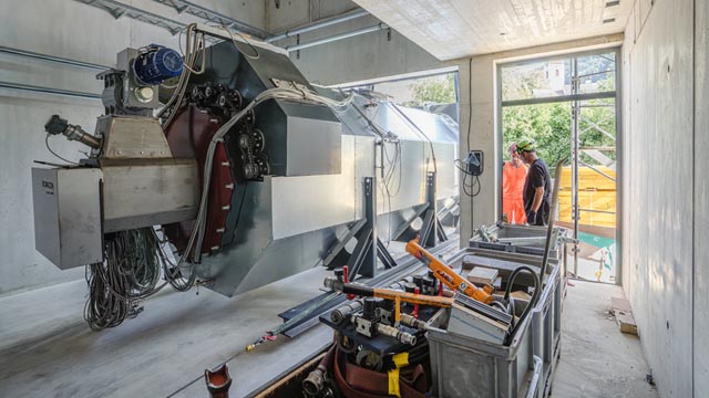 Für den Wärmeverbund Maisprach hat IWB unter anderen eine Pflanzenkohleanlage installiert. Foto: Simon Havlik