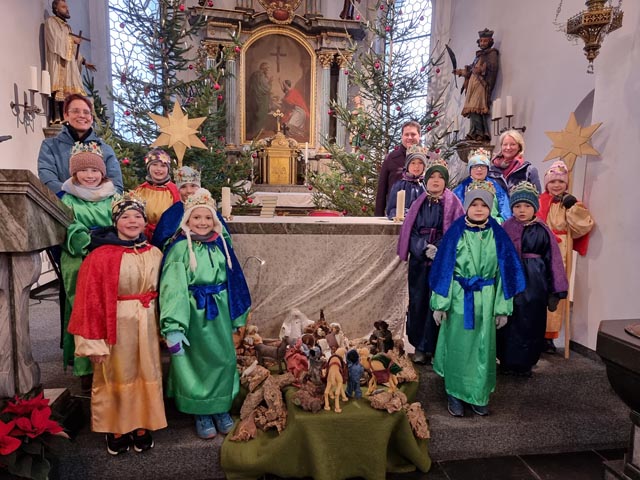 Kinder helfen Kindern – Sternsinger in Oeschgen