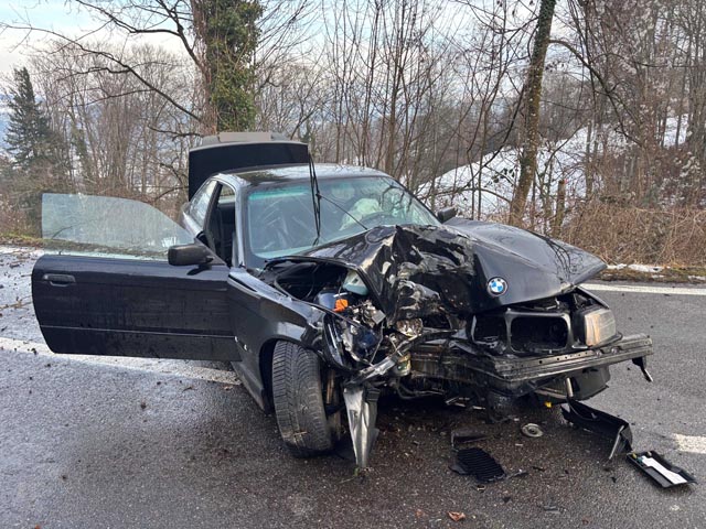 Selbstunfall in Leutwil. Foto: Polizei Aargau