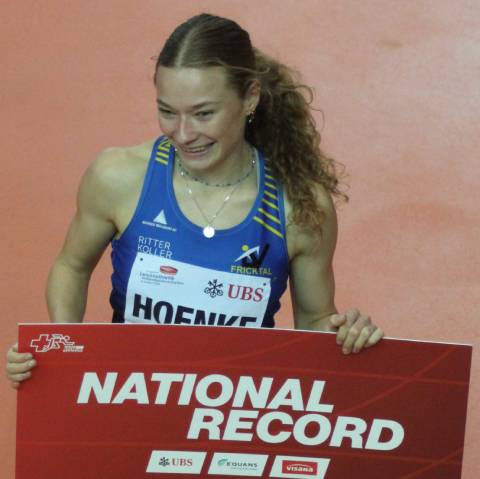 Fabienne Hoenke gewinnt Gold in neuer U23-Rekordzeit. Foto: Stefan Hoenke