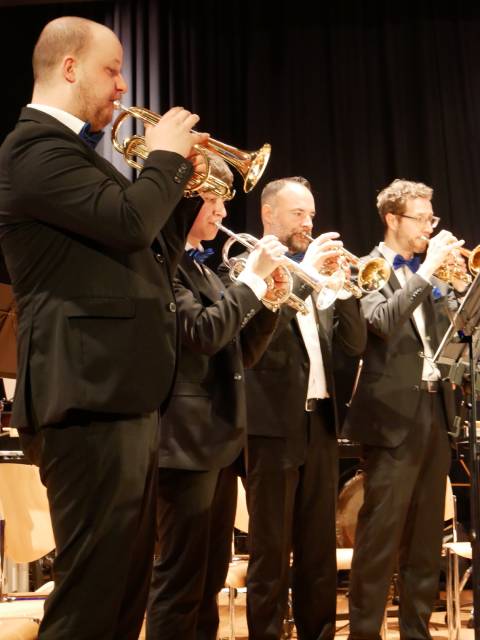 Die Brass Band Fricktal spielte unter der Leitung von Florentin Setz.