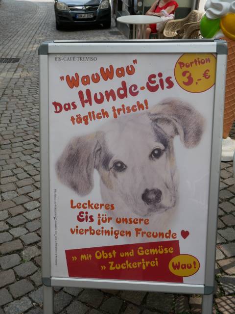 Ein Werbeplakat, entworfen von Kristine Gelderblom und Markus Olivieri