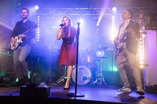 Die Band «Upgrade» wird an der hela für Partystimmung sorgen. Foto: zVg