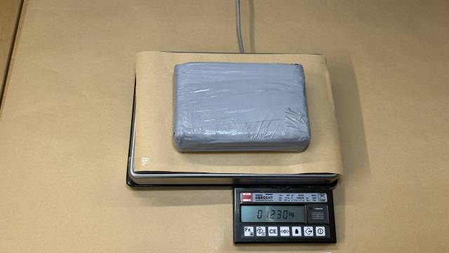 Die Fahnder entdeckten rund zweieinhalb Kilogramm Kokain, das in einem Fahrzeug versteckt war.