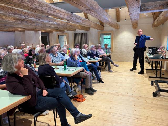 Auf grosses Interesse stiess der Vortrag der Kantonspolizei in Wölflinswil.