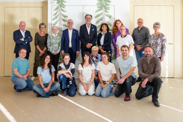 Gruppenbild mit Künstlern, Sponsoren und KSB-Vertretern